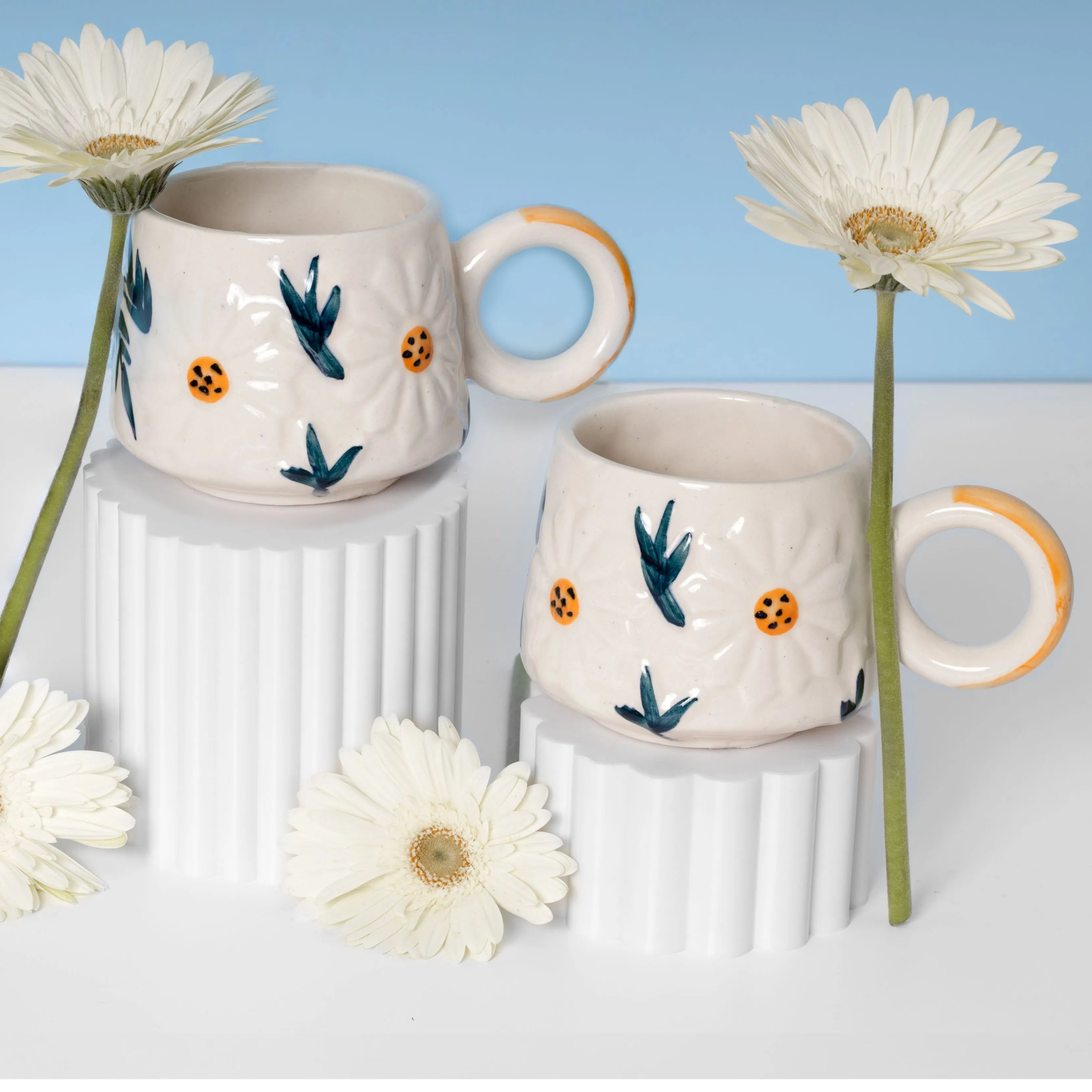 The Daisy Dream Surprise Gift Box